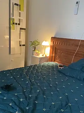 Ruby bear online show from 02/24/25, 04:38