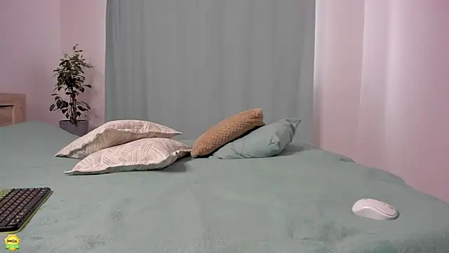 me   ow online show from 01/27/25, 06:41