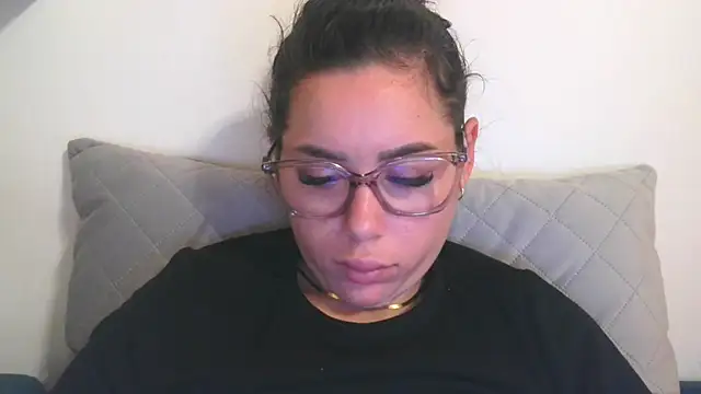 LovelyJulliette online show from 11/26/25, 02:40