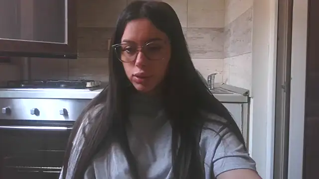 LovelyJulliette online show from 05/11/26, 10:43