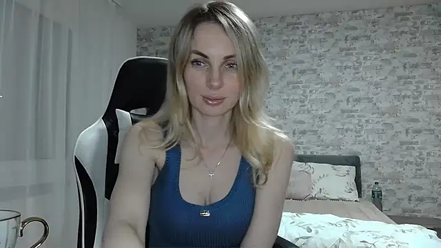 Snapshot of AlissonBia chatting on 05/16/26, 09:13 AlissonBia online show from 05/16/26, 09:13