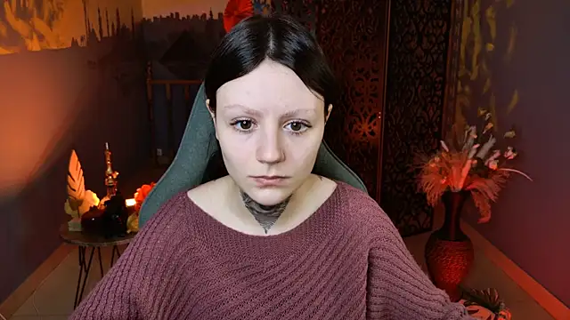 VeliraBraitberg online show from 12/04/24, 05:05