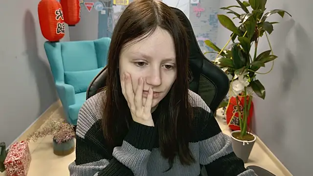 VeliraBraitberg online show from 01/04/25, 05:05