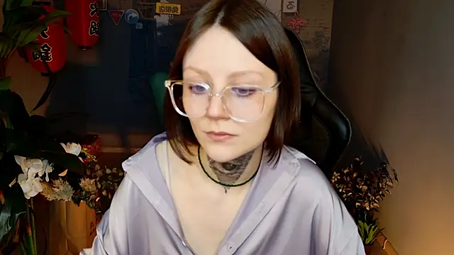 VeliraBraitberg online show from 03/22/25, 11:11