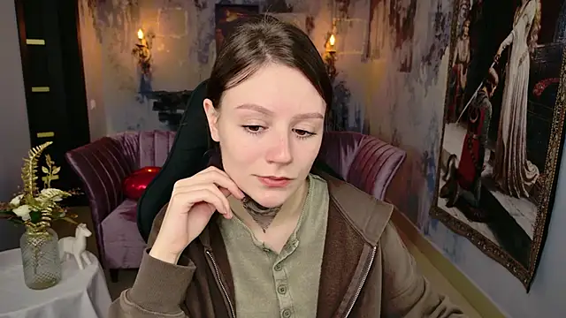 VeliraBraitberg online show from 10/19/25, 03:34