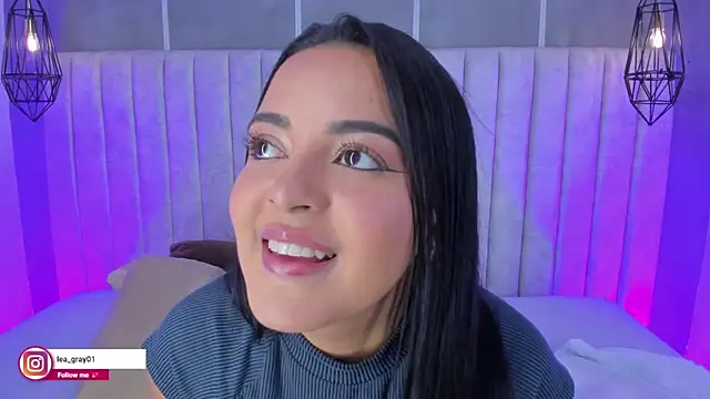 lea gray online show from 09/15/25, 07:25