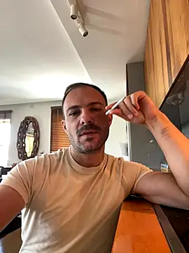 Snapshot of Adventurehotman chatting on 09/23/25, 11:02 Adventurehotman online show from 09/23/25, 11:02