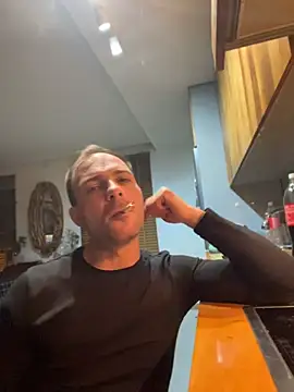 Adventurehotman online show from 04/12/26, 08:14