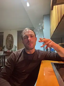 Adventurehotman online show from 05/01/26, 06:34