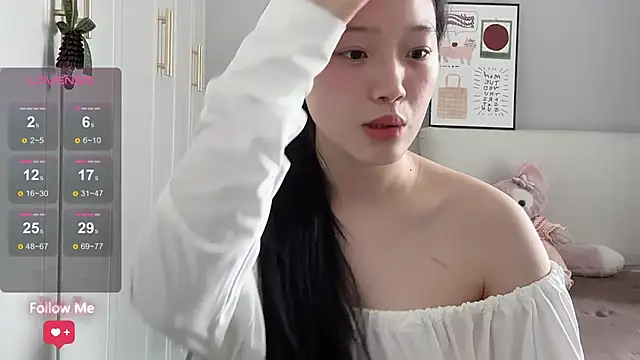 Snapshot of rose-u chatting on 06/03/26, 01:30 rose-u online show from 06/03/26, 01:30