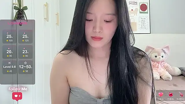 Snapshot of rose-u chatting on 06/21/26, 01:19 rose-u online show from 06/21/26, 01:19
