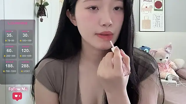 Snapshot of rose-u chatting on 07/15/26, 01:22 rose-u online show from 07/15/26, 01:22