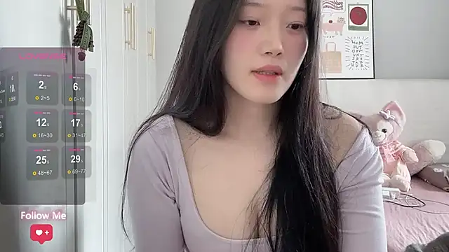 Snapshot of rose-u chatting on 07/18/26, 12:37 rose-u online show from 07/18/26, 12:37
