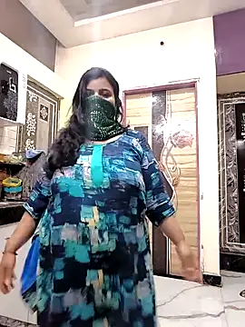 RESHMA 21 online show from 12/22/25, 03:58