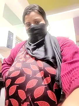 RESHMA 21 online show from 02/14/26, 07:43