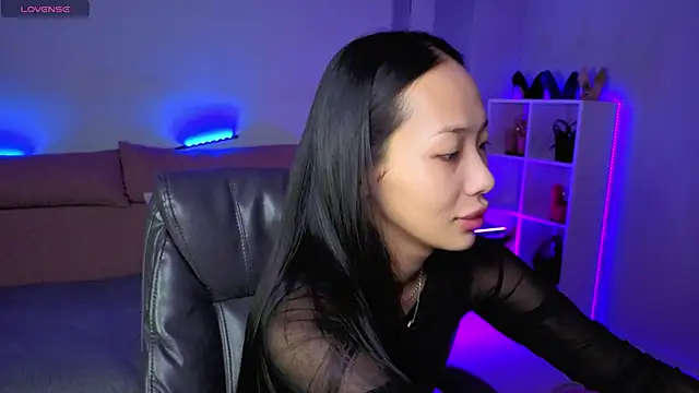  MIURA  online show from 11/13/25, 01:15