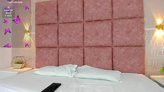 LiaVelez online show from 03/09/26, 01:48