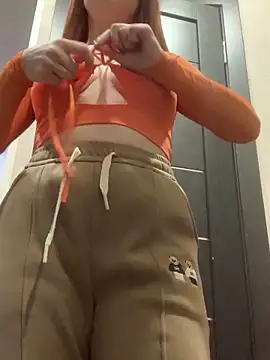 Snapshot of AmmyHot chatting on 01/30/25, 04:06 AmmyHot online show from 01/30/25, 04:06