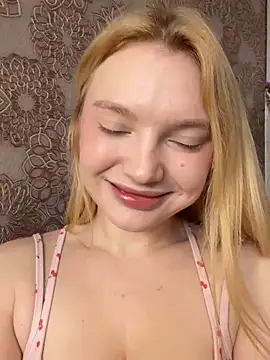 Snapshot of AmmyHot chatting on 11/05/25, 04:12 AmmyHot online show from 11/05/25, 04:12