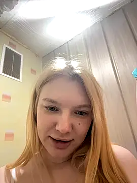 Snapshot of AmmyHot chatting on 11/05/25, 04:51 AmmyHot online show from 11/05/25, 04:51