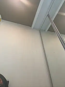 AmmyHot online show from 04/15/26, 02:40