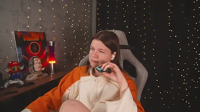 cuteamberlyyy online show from 04/13/26, 12:16