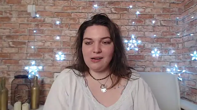 Amelia Kiss  online show from 01/30/25, 06:56