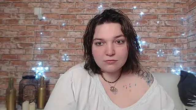 Amelia Kiss  online show from 02/10/25, 12:52