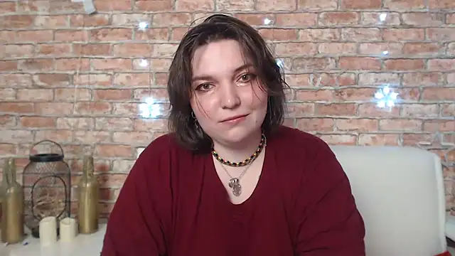 Amelia Kiss  online show from 03/07/25, 03:40