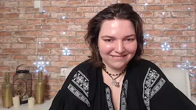 Amelia Kiss  online show from 03/13/25, 12:48