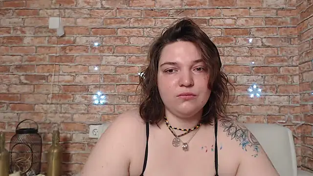 Amelia Kiss  online show from 03/14/25, 12:43