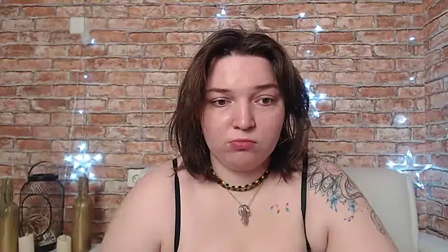 Amelia Kiss  online show from 03/16/25, 01:07