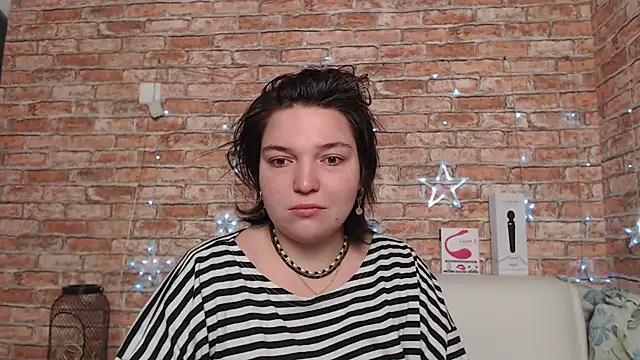 Amelia Kiss  online show from 09/09/25, 12:32