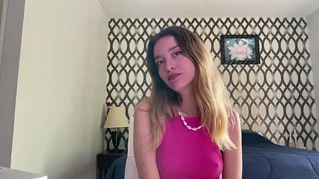 Snapshot of SirenaBelle chatting on 01/18/25, 02:14 SirenaBelle online show from 01/18/25, 02:14