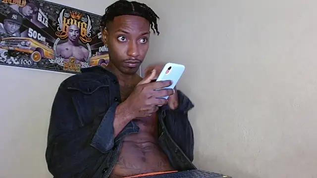 Snapshot of king__Black chatting on 09/16/25, 11:44 king Black online show from 09/16/25, 11:44