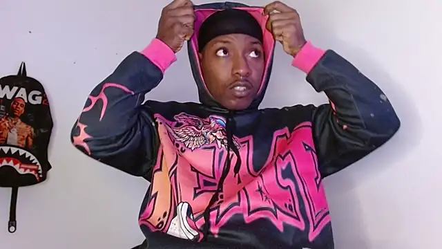 Snapshot of king__Black chatting on 11/22/25, 02:27 king Black online show from 11/22/25, 02:27