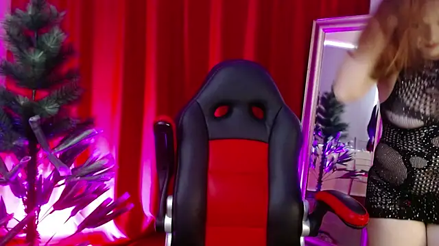 Snapshot of rubiblues chatting on 12/13/24, 08:26 rubiblues online show from 12/13/24, 08:26