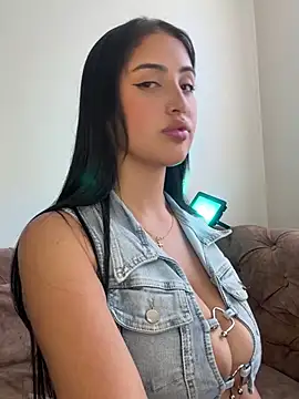 Celeste Tailor  online show from 02/12/25, 07:35