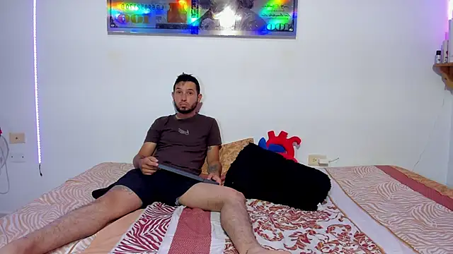 Bad Couple 1 online show from 01/05/25, 07:28