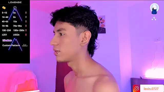 Snapshot of Levin_Hikaru chatting on 02/14/26, 01:57 Levin Hikaru online show from 02/14/26, 01:57