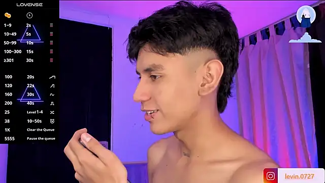 Snapshot of Levin_Hikaru chatting on 02/27/26, 04:01 Levin Hikaru online show from 02/27/26, 04:01