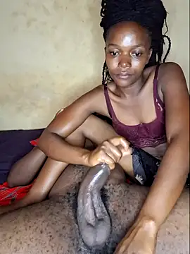 Snapshot of Tight_pussy_ke chatting on 12/27/24, 12:12 Tight pussy ke online show from 12/27/24, 12:12