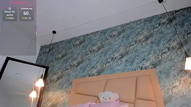  Hollywood 1 online show from 09/17/25, 03:30