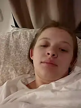 curvycakecutie online show from 03/25/26, 02:39