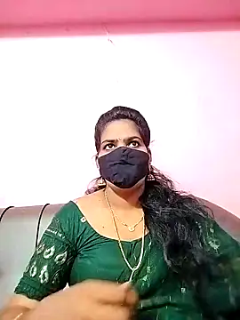 melina214 online show from 10/07/25, 03:47