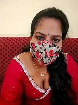 melina214 online show from 03/18/26, 03:31