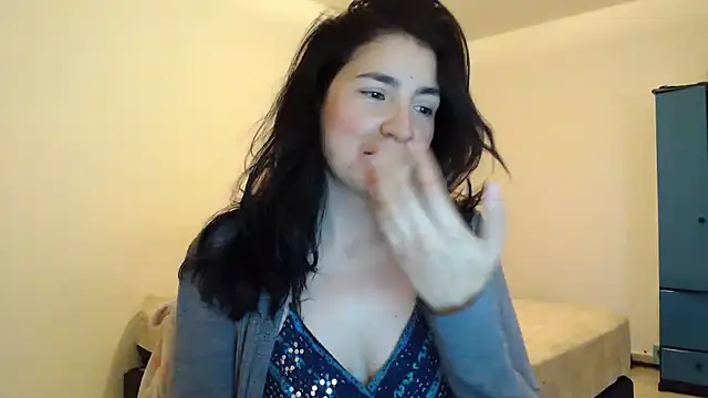 Snapshot of samantha_s69 chatting on 12/13/24, 10:19 samantha s69 online show from 12/13/24, 10:19