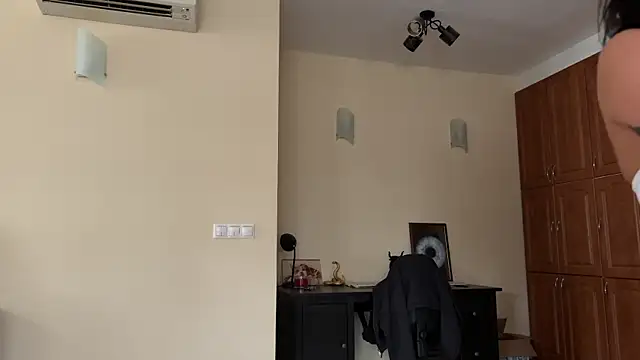 Missy baby online show from 06/14/26, 04:53