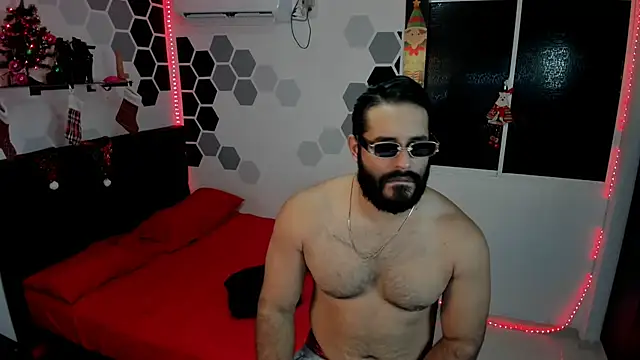 Snapshot of eda_karim chatting on 12/19/24, 04:57 eda karim online show from 12/19/24, 04:57