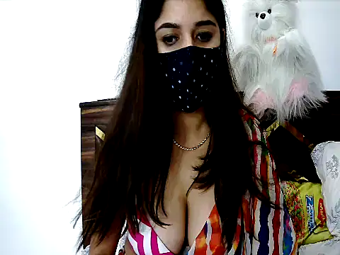 Gloie4u online show from 07/06/26, 03:03